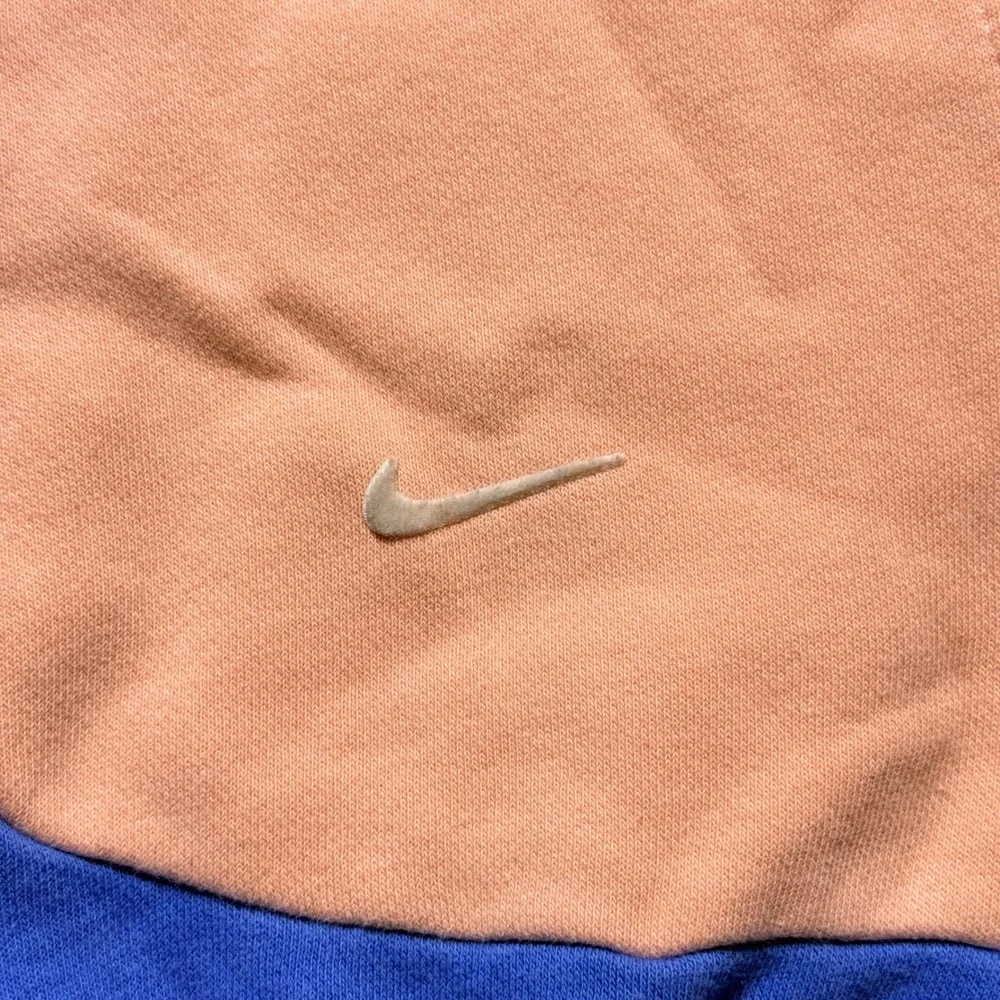 Nike Sportswear WomenXS Colorblock Cropped Boxy Sweatshirt Peach Blue DV0026-697